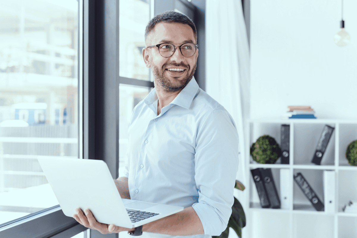 Como escritórios pequenos estão adotando IA no Brasil